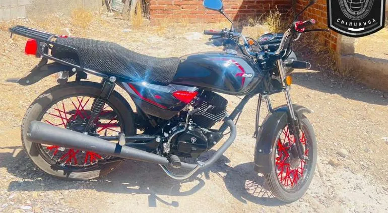 Recuperó Fiscalía moto Italika robada en Parral
