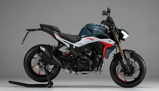Llega la moto naked de Benelli para el A2, la TNT 550