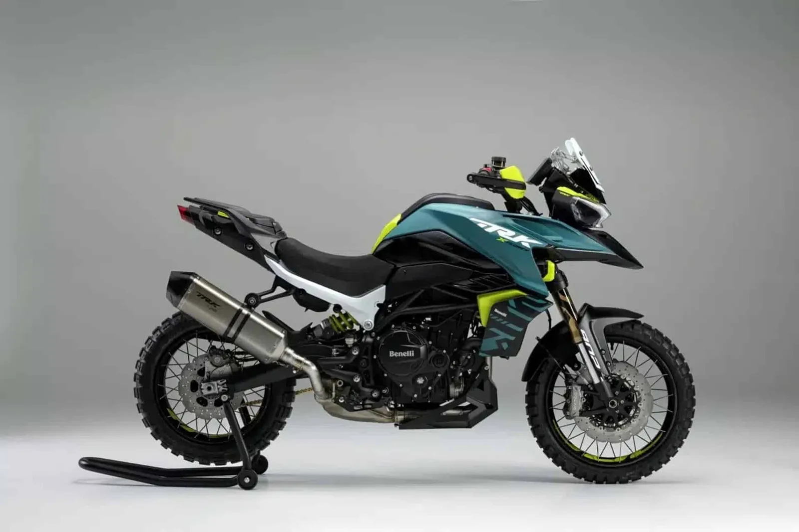 Así sería una Benelli 802 Mojave, una trail sencilla, ligera y con espíritu retro