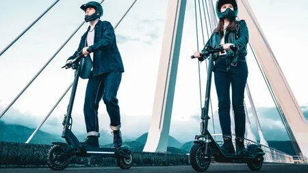 Adiós a las ciclovías y hola a las multas de dos mil pesos si manejas un scooter eléctrico en CDMX ahora necesitas placas de motocicleta