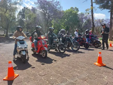CDMX enfrenta un nuevo problema, motos sin placas invaden la capital con permisos foráneos de Guerrero