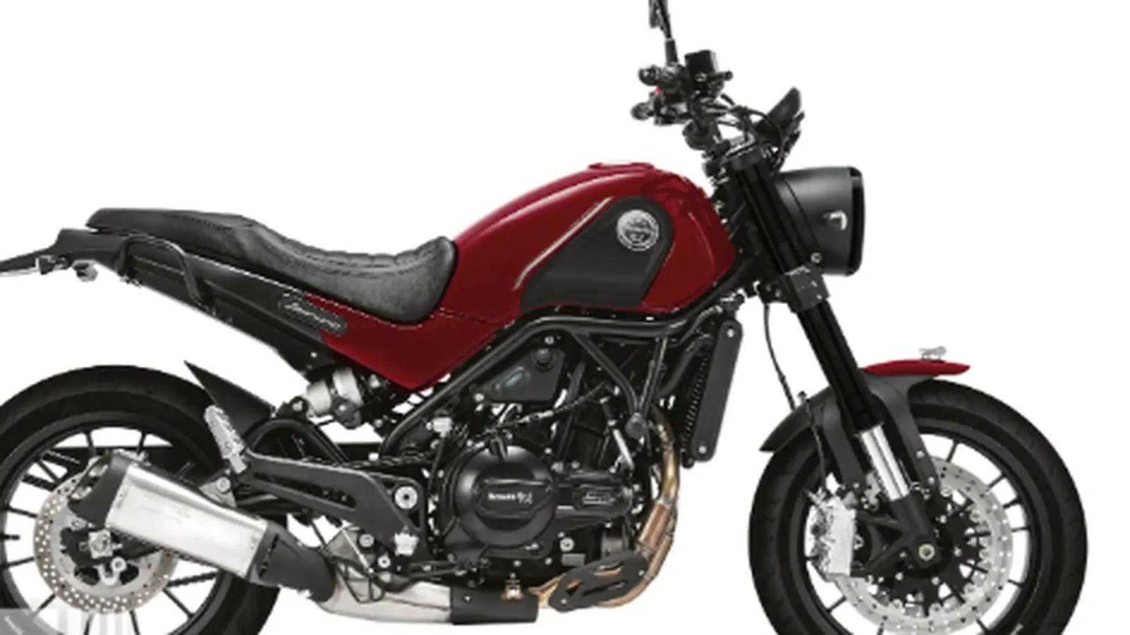 Benelli democratiza una de sus motos más cómodas, polivalentes, eficientes y viajeras