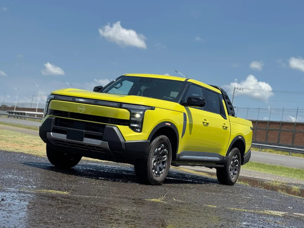 Conocimos al primer Nissan chino en México: la Frontier Pro es una pick-up híbrida enchufable con 135 km en modo eléctrico